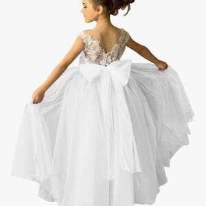 Elegant White Lace and Tulle Dress (Flower Girl Dress)